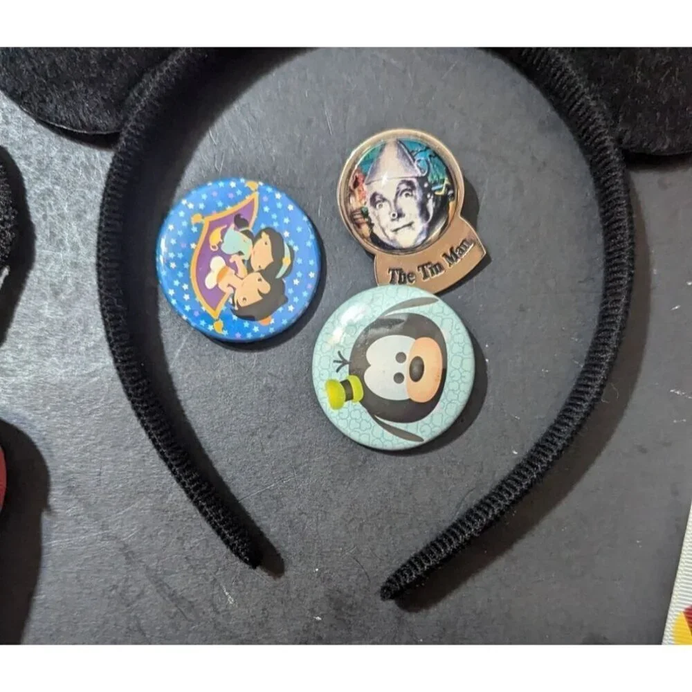 Mouse Ear Headband Ribbon Streamers Pins and‎ 44mm Apple Watch Case Bundle